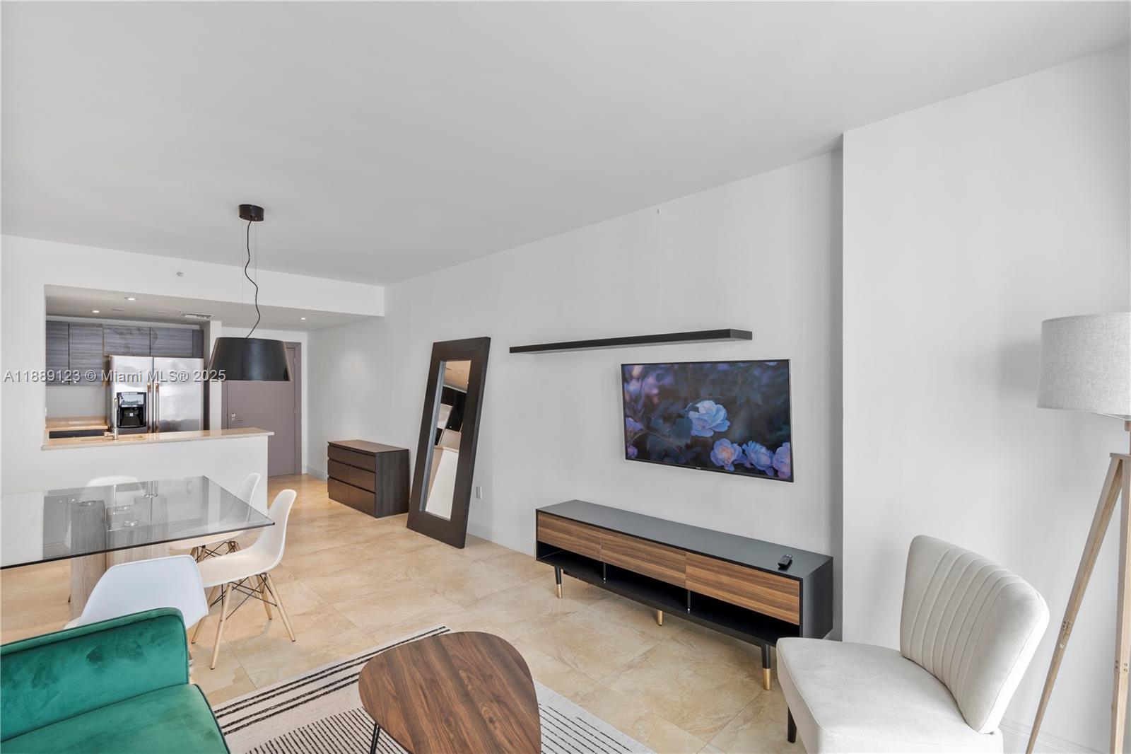 185 SE 14th Ter #2602, Miami FL 33131