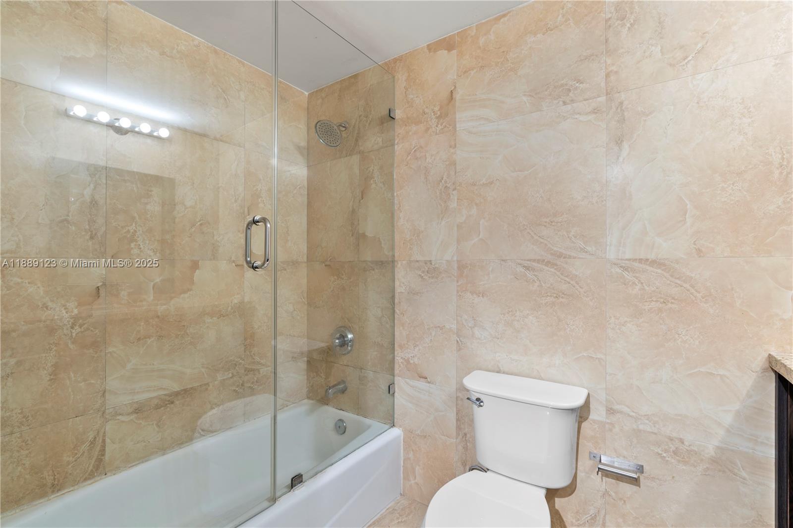 185 SE 14th Ter #2602, Miami FL 33131