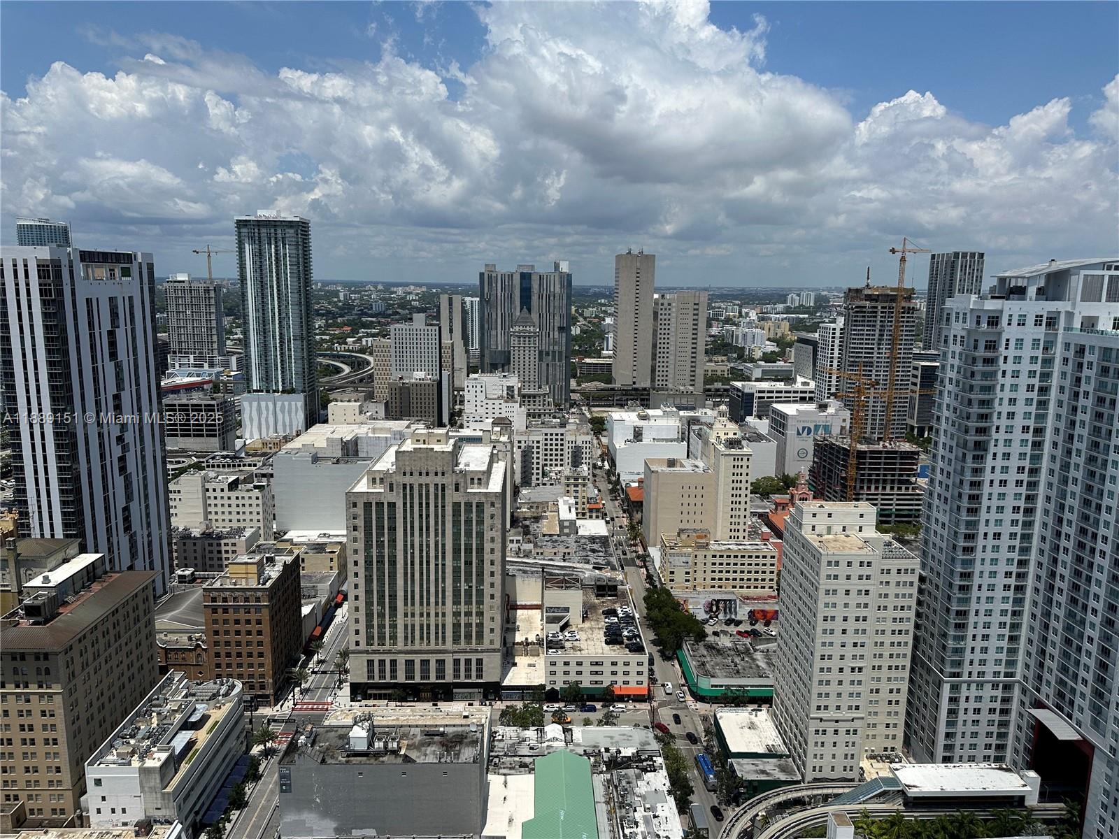 50 Biscayne Blvd #4305, Miami FL 33132