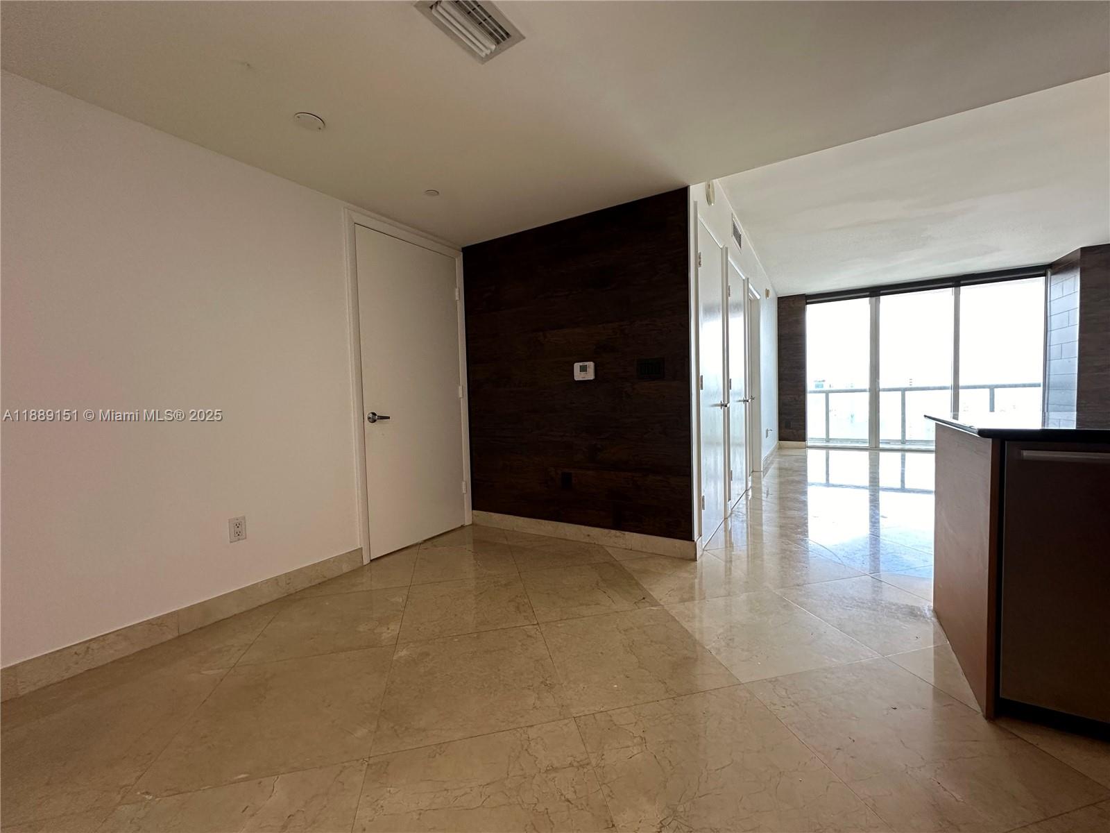 50 Biscayne Blvd #4305, Miami FL 33132