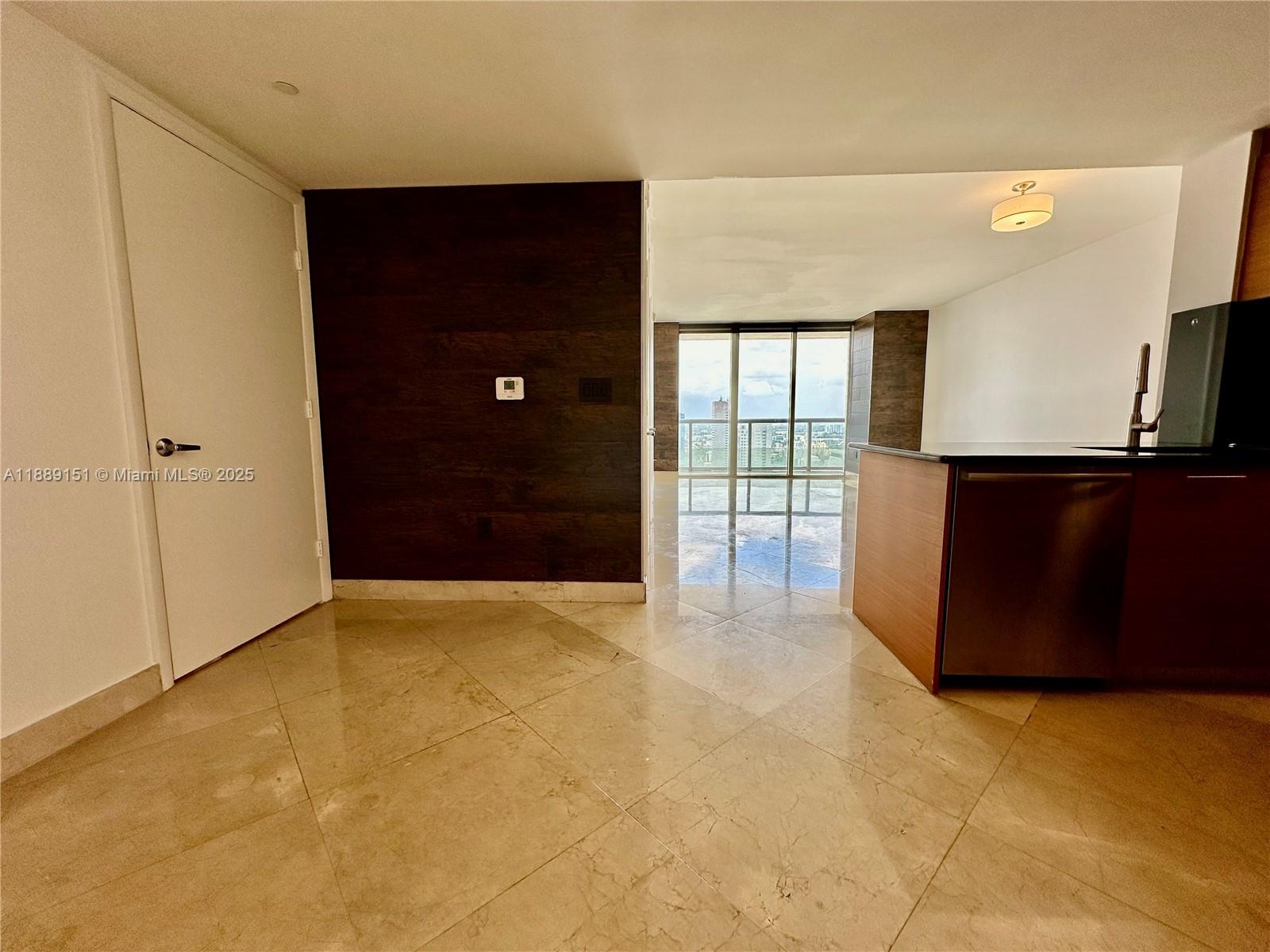 50 Biscayne Blvd #4305, Miami FL 33132
