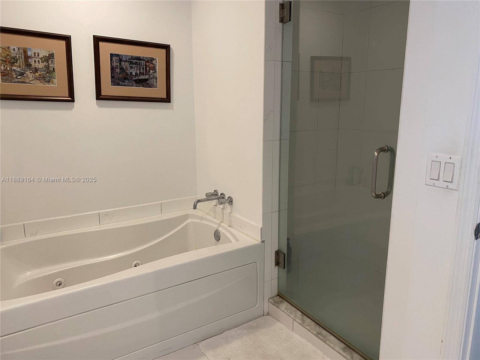 500 Brickell Ave #1908, Miami FL 33131