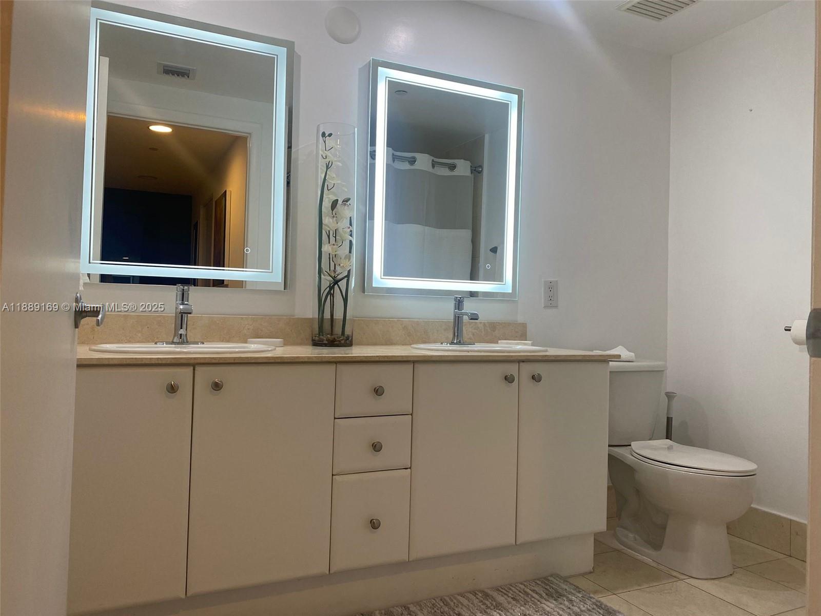 2475 Brickell Ave #1509, Miami FL 33129