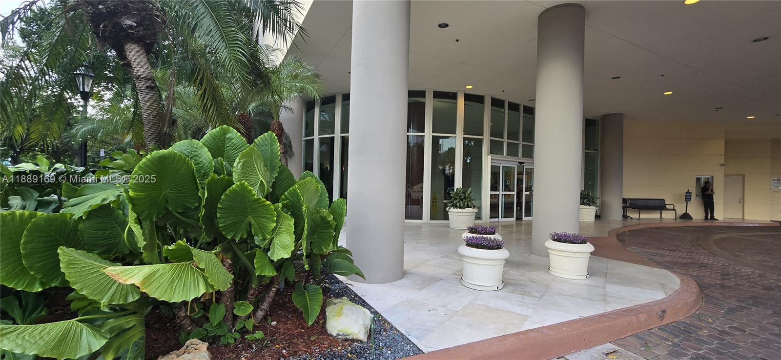 2475 Brickell Ave #1509, Miami FL 33129