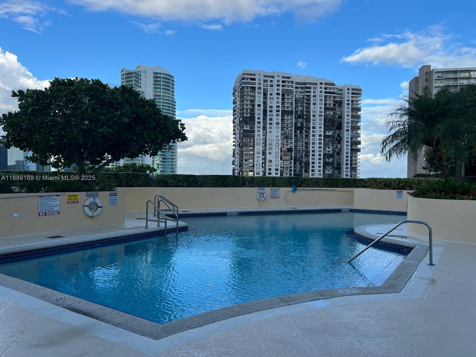 2475 Brickell Ave #1509, Miami FL 33129