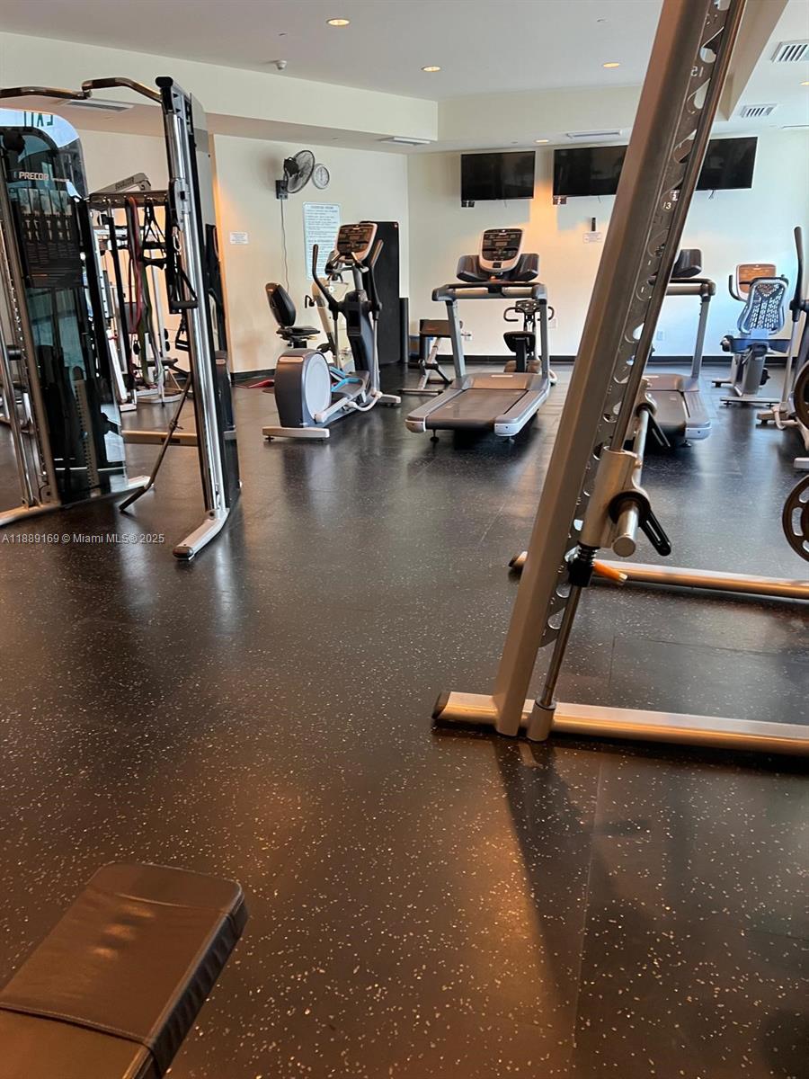 2475 Brickell Ave #1509, Miami FL 33129