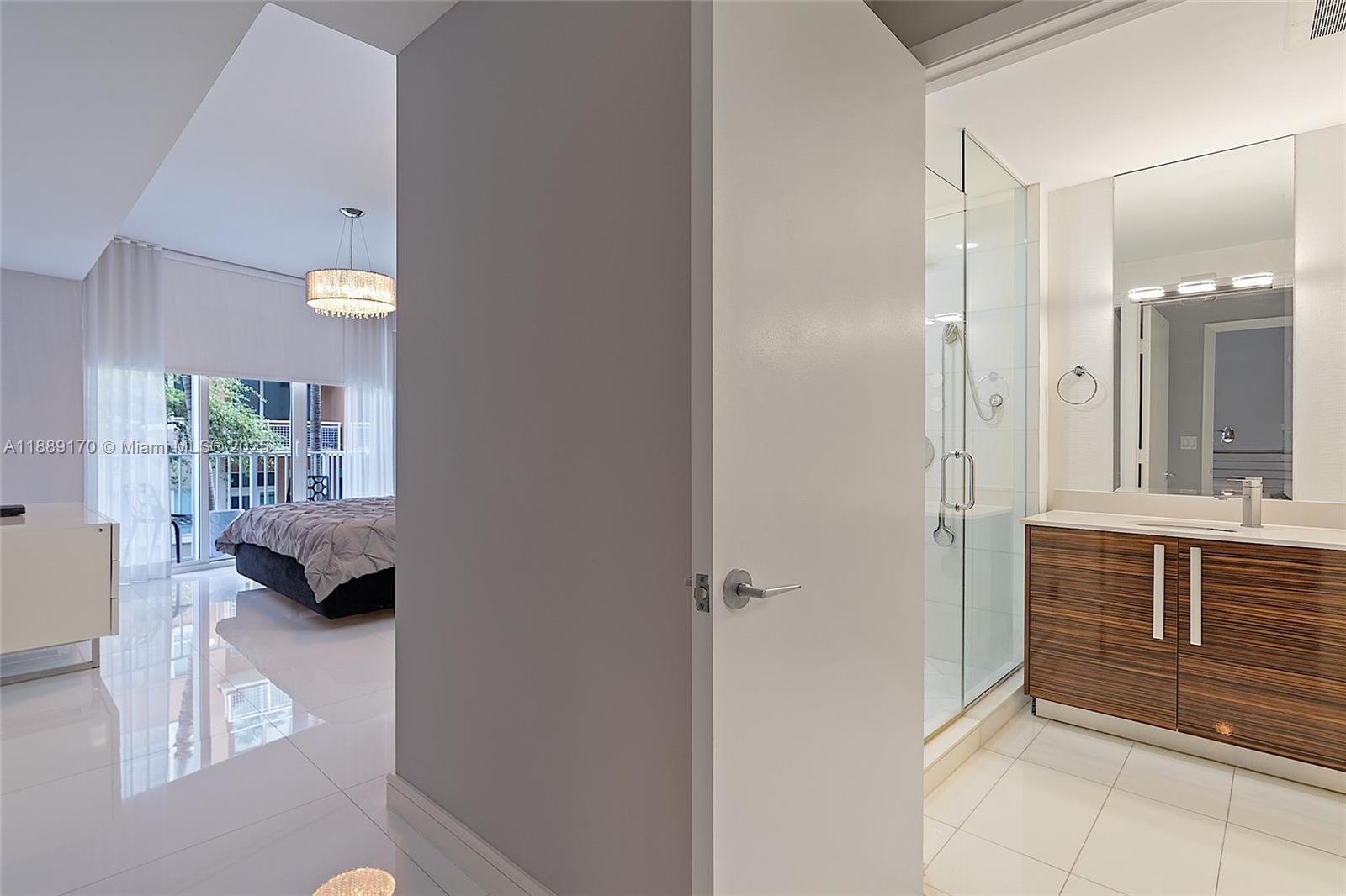 2020 N Bayshore #305, Miami FL 33137