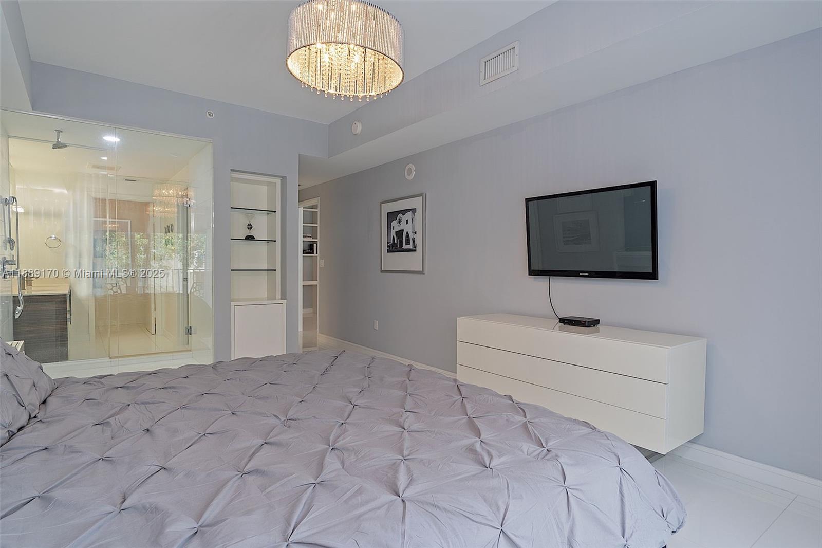 2020 N Bayshore #305, Miami FL 33137