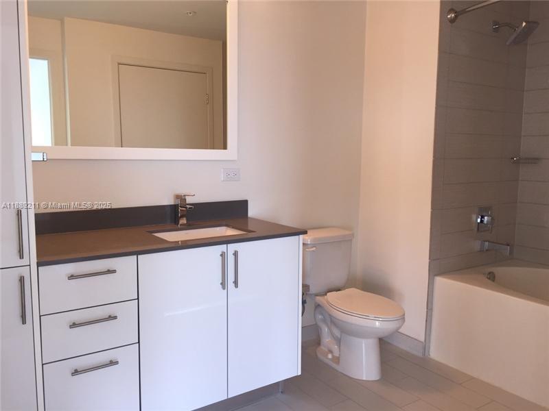 999 SW 1st Ave #2103, Miami FL 33130