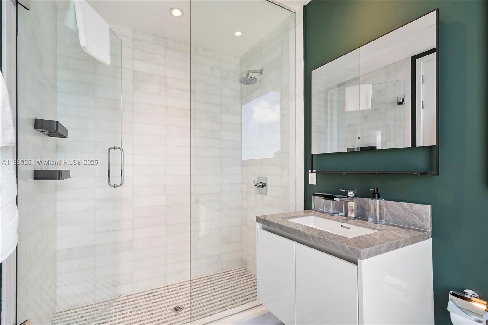 700 NE 26th Ter #3803, Miami FL 33137