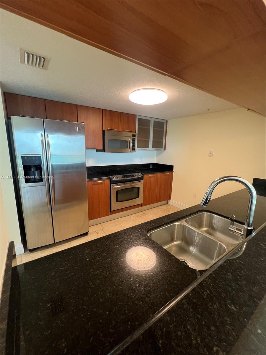1800 N Bayshore Dr #2802, Miami FL 33132