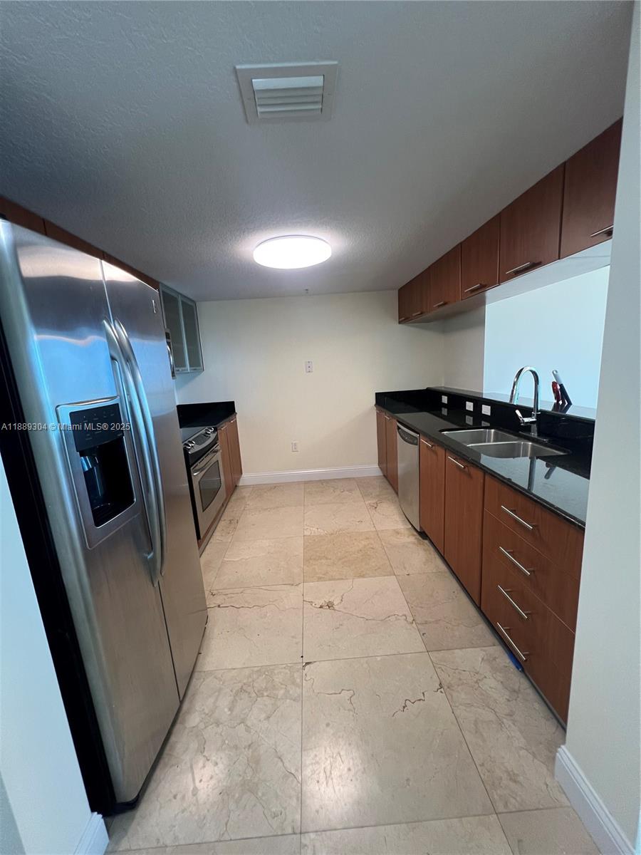 1800 N Bayshore Dr #2802, Miami FL 33132
