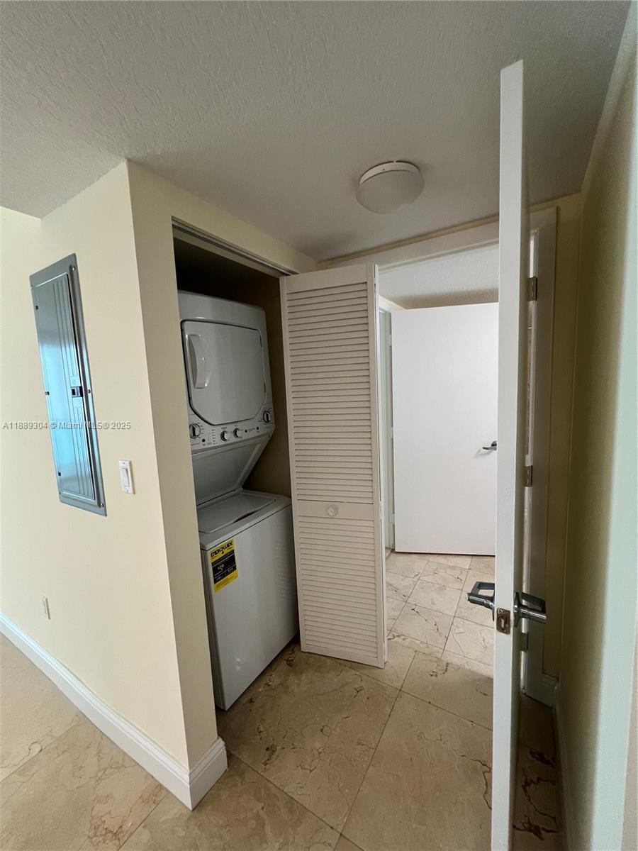 1800 N Bayshore Dr #2802, Miami FL 33132