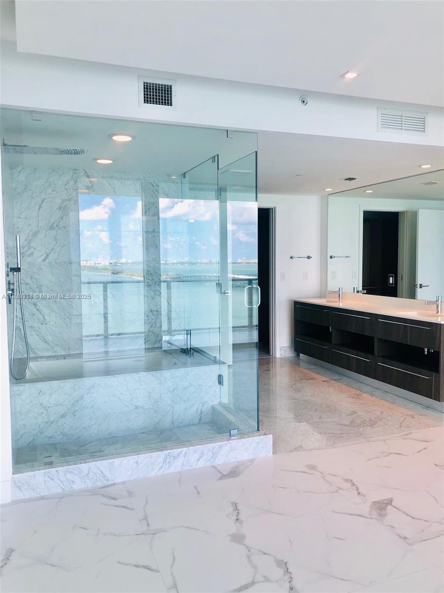 3131 NE 7TH AVENUE #2705, Miami FL 33137