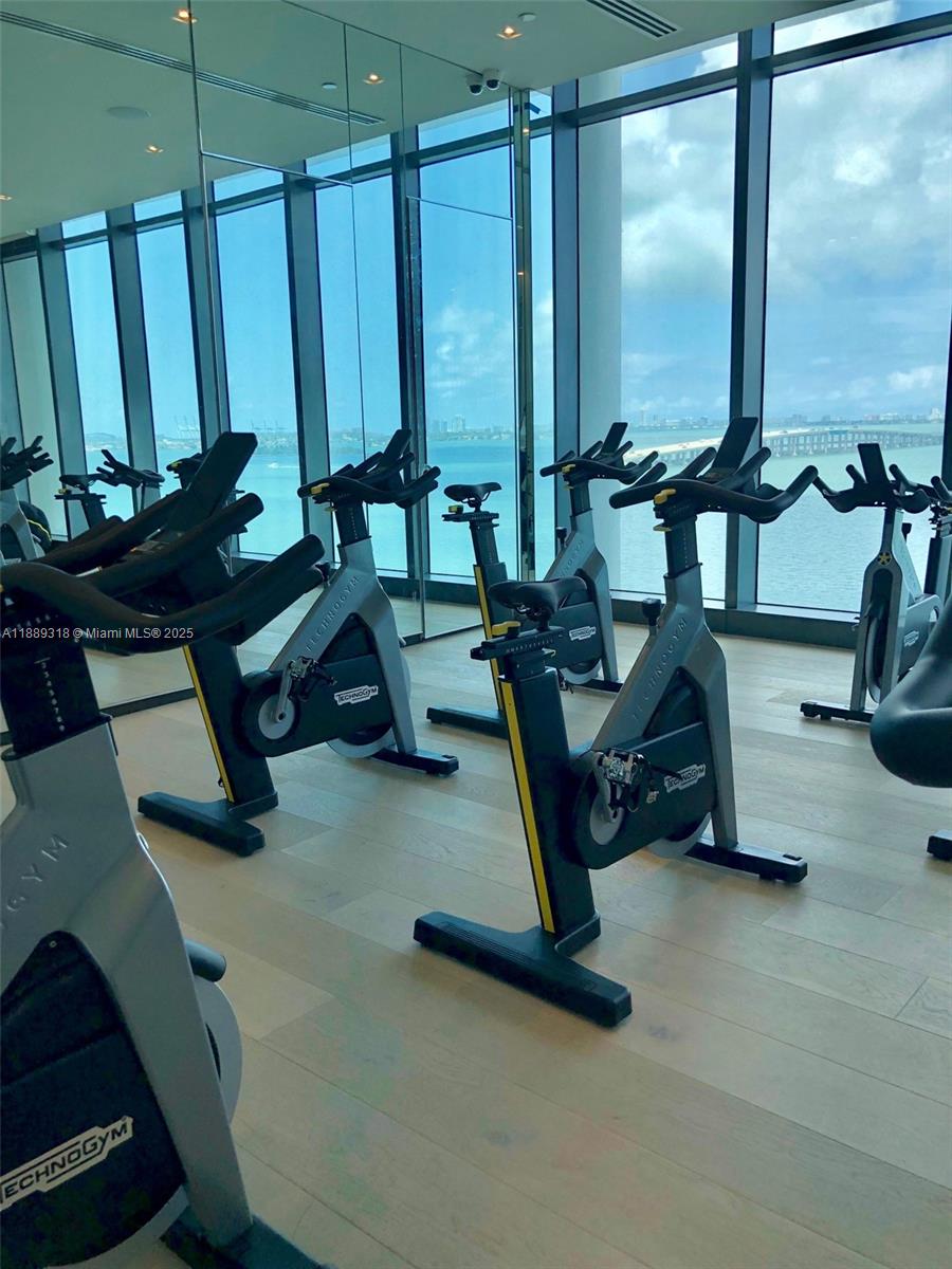 3131 NE 7TH AVENUE #2705, Miami FL 33137