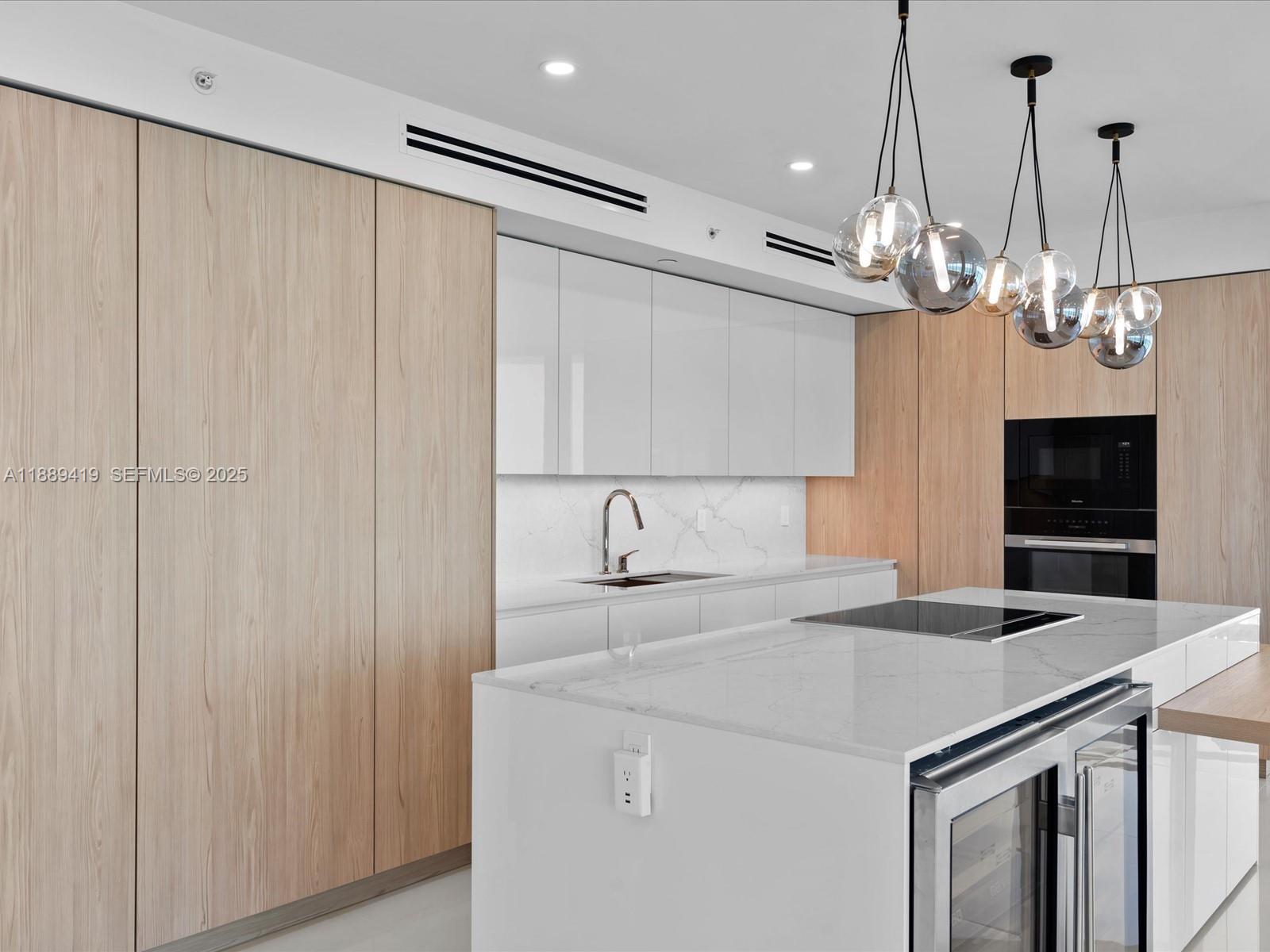 3101 S Ocean Dr #1608, Hollywood FL 33019