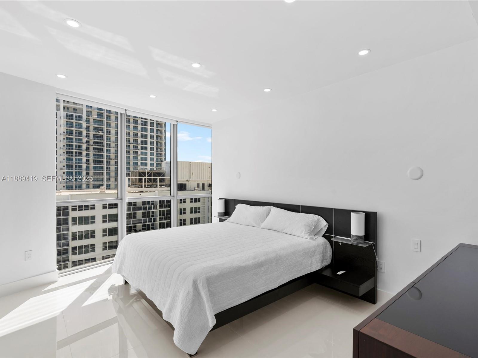 3101 S Ocean Dr #1608, Hollywood FL 33019