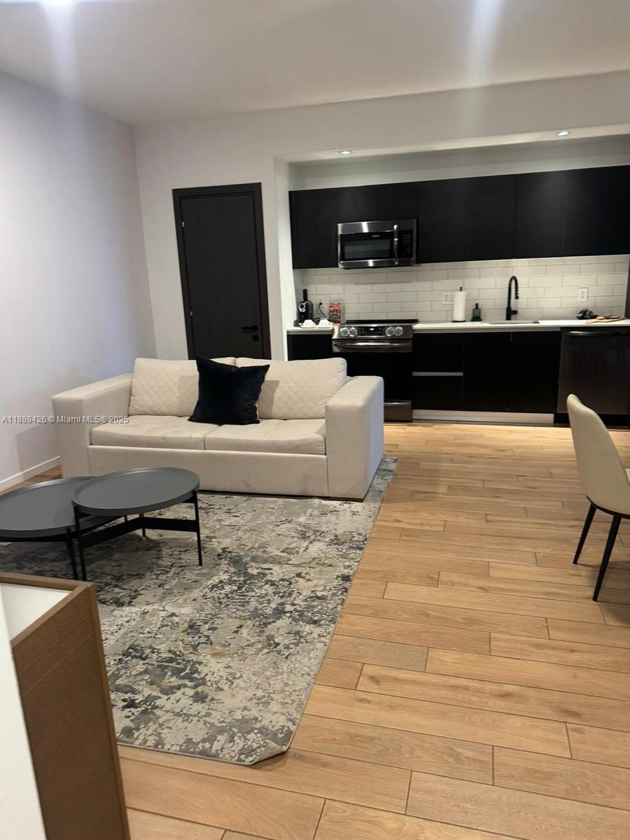 398 NE 5th St #2515, Miami FL 33132