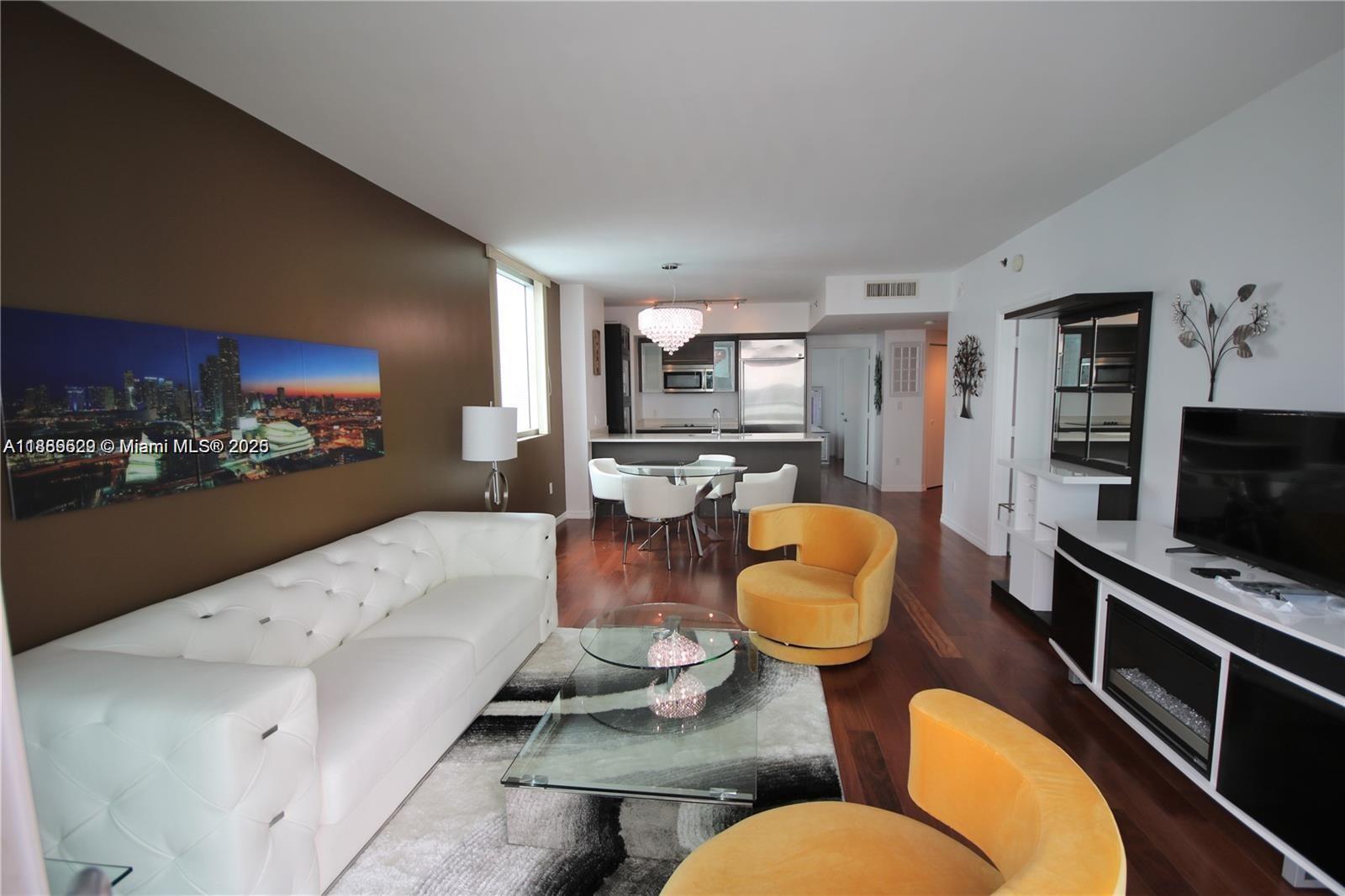 500 Brickell Ave #3510, Miami FL 33131