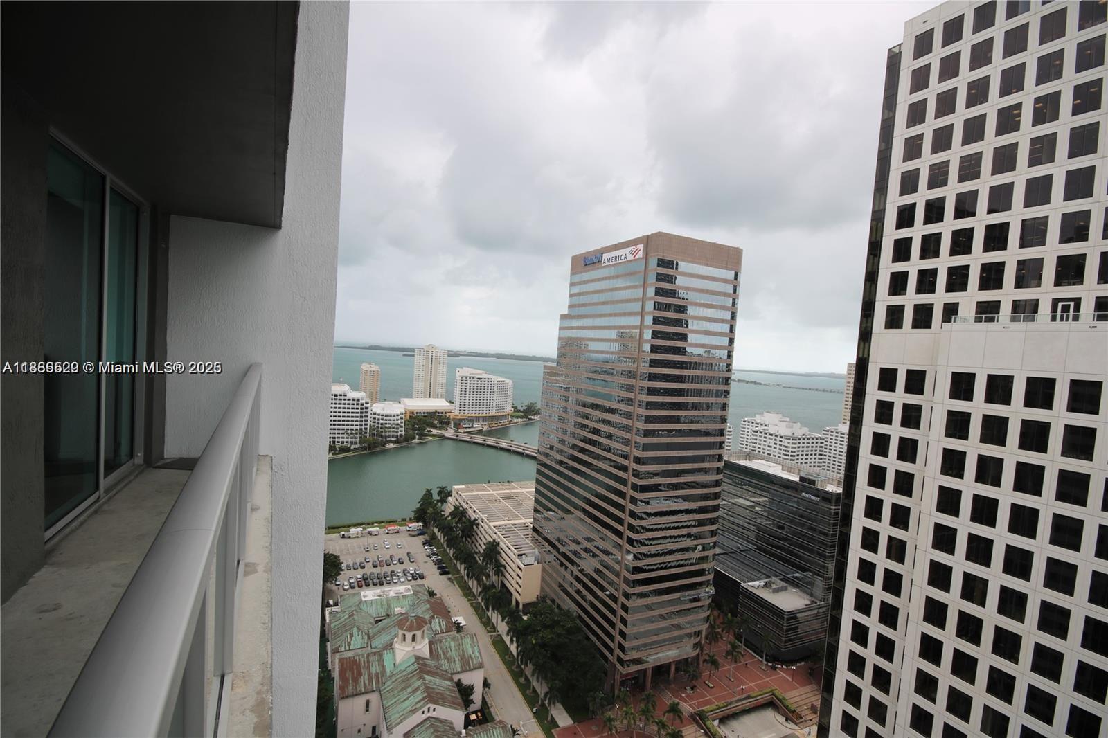 500 Brickell Ave #3510, Miami FL 33131