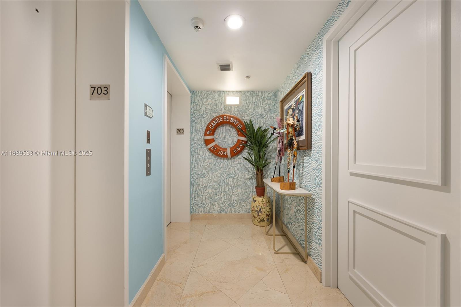 1000 S Pointe Dr #703, Miami Beach FL 33139
