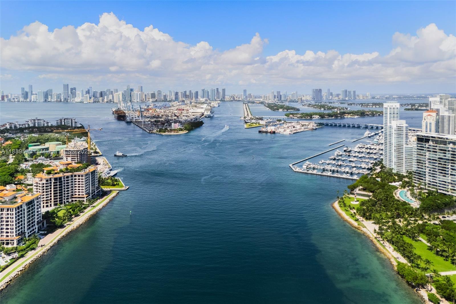 1000 S Pointe Dr #703, Miami Beach FL 33139