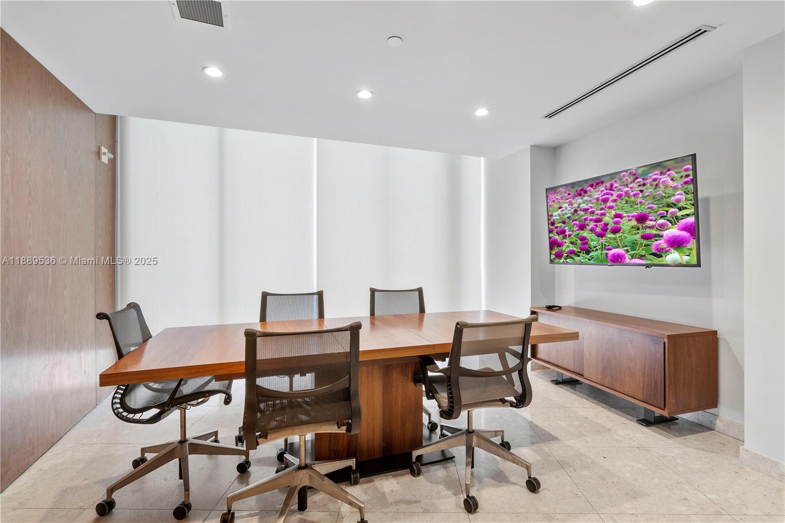 2020 N Bayshore Dr #3108, Miami FL 33137