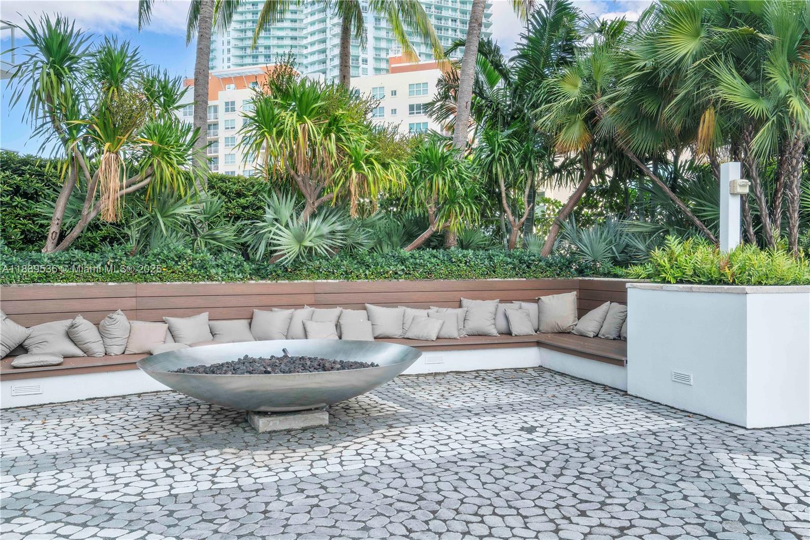 2020 N Bayshore Dr #3108, Miami FL 33137