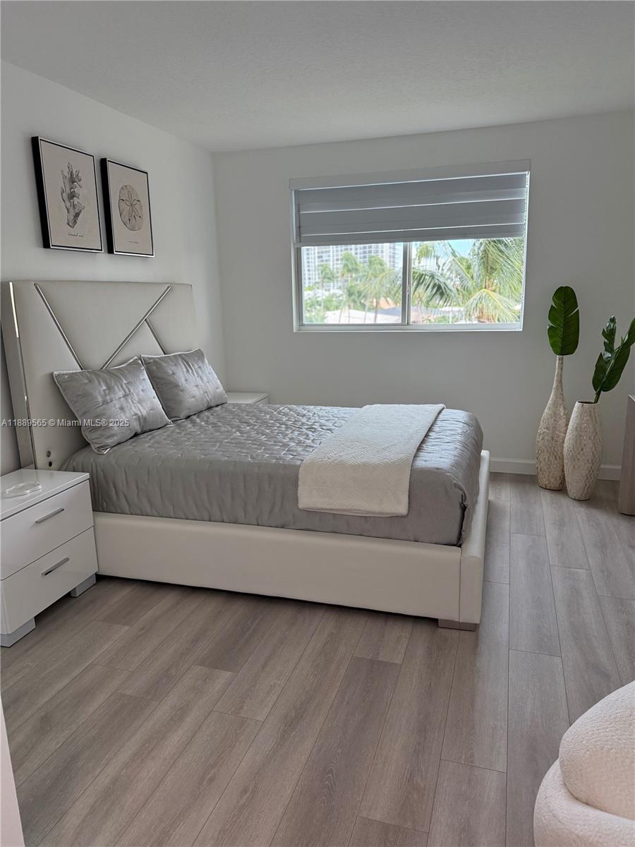201 Golden Isles Dr #302, Hallandale Beach FL 33009