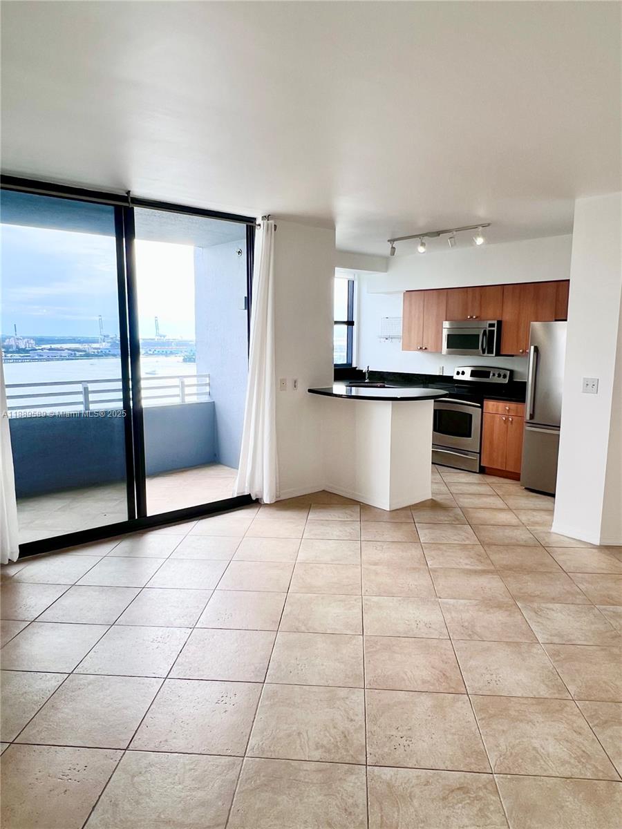1330 West Ave #2204, Miami Beach FL 33139