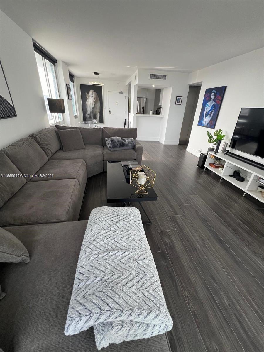1200 West Ave #916, Miami Beach FL 33139