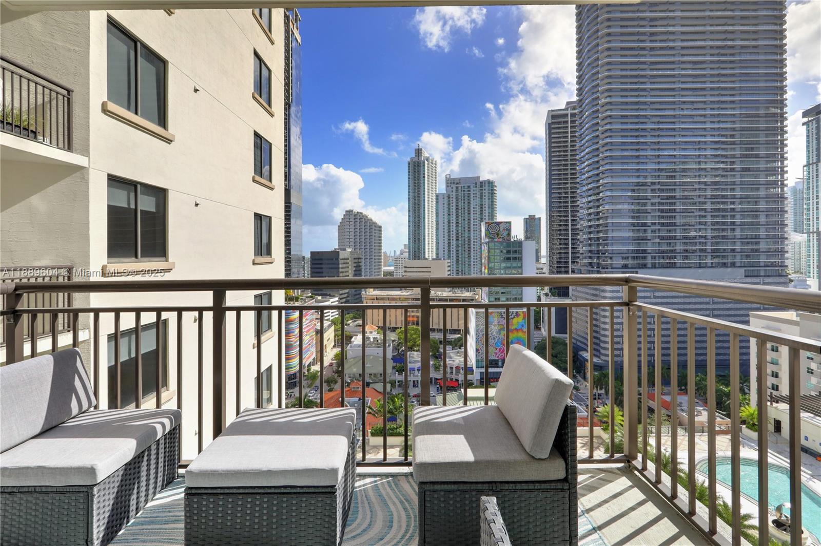 999 SW 1st Ave #2011, Miami FL 33130