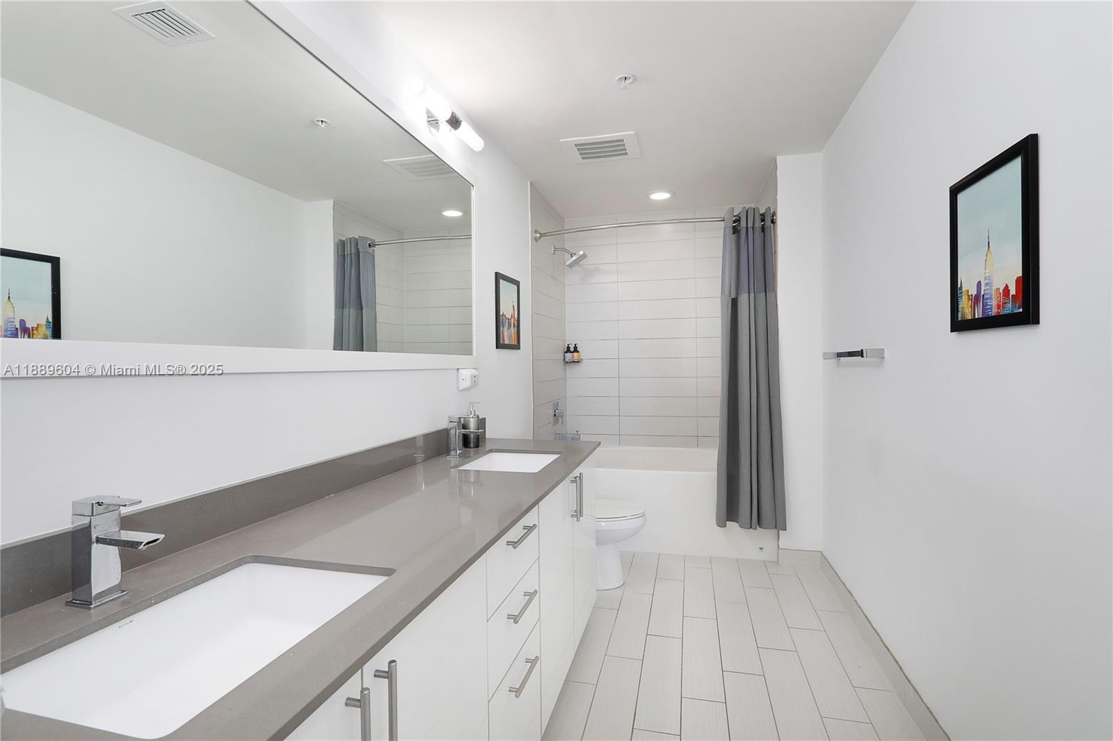 999 SW 1st Ave #2011, Miami FL 33130