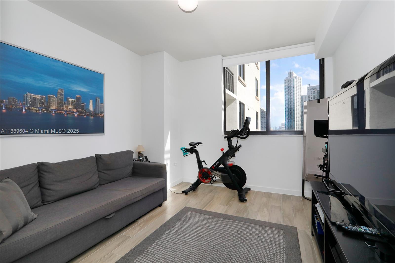 999 SW 1st Ave #2011, Miami FL 33130