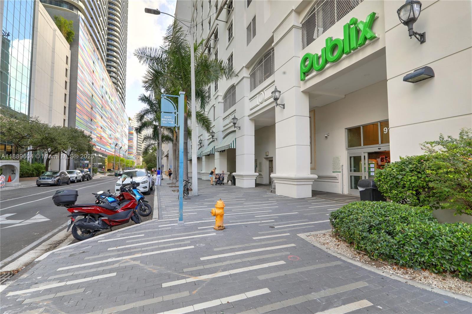 999 SW 1st Ave #2011, Miami FL 33130