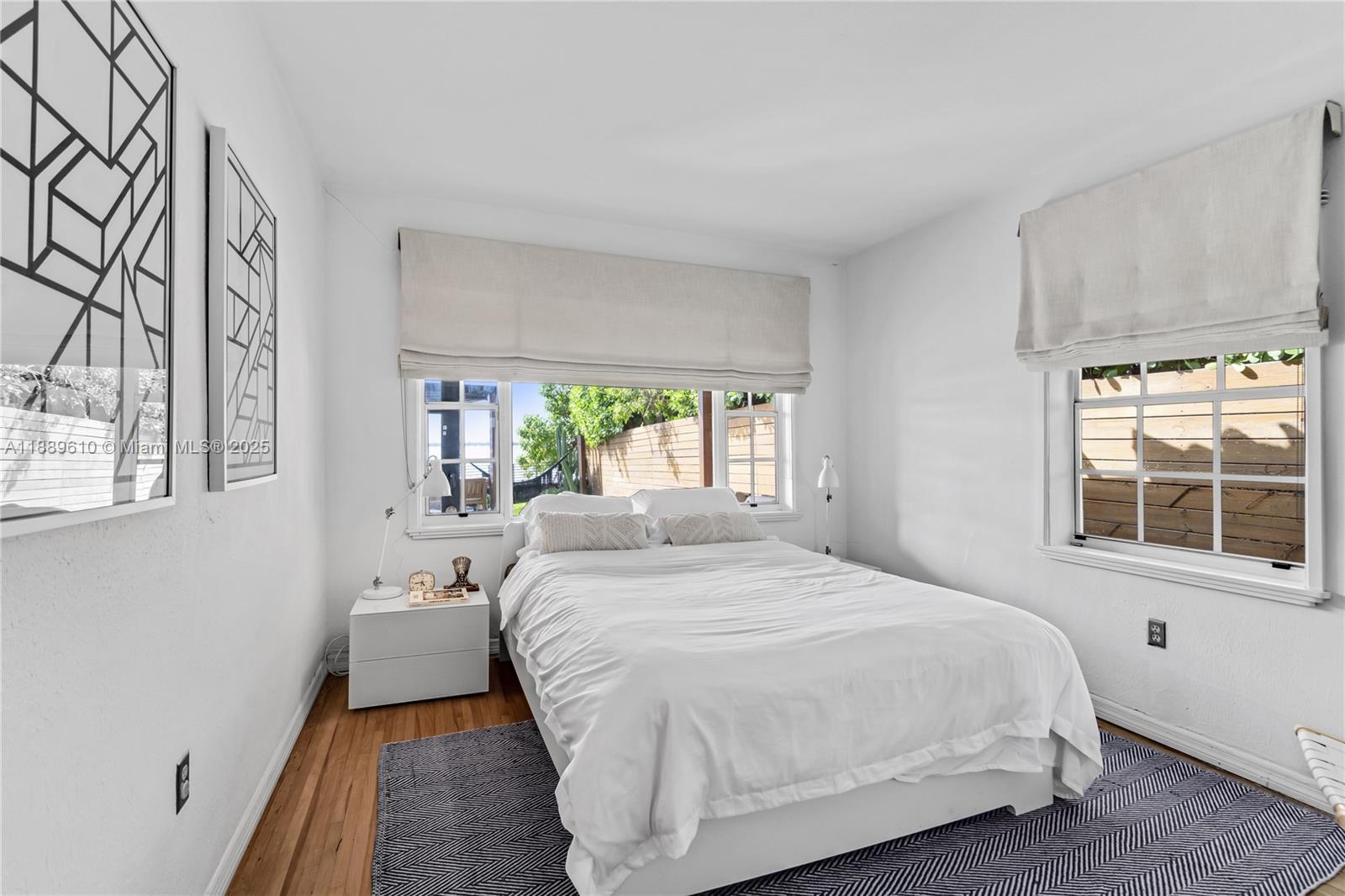 8 Century Ln, Miami Beach FL 33139