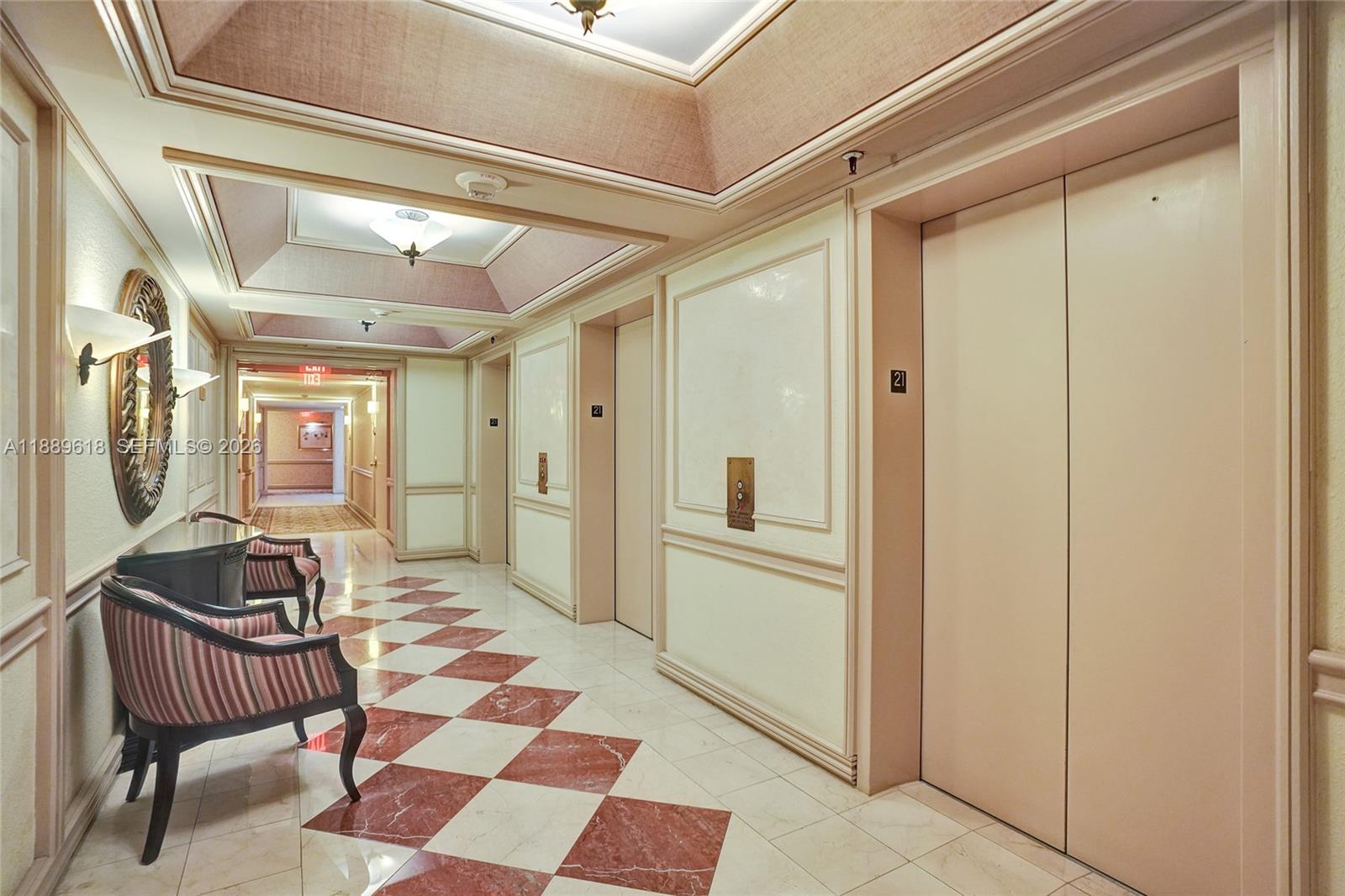 20281 E Country Club Dr #2110, Aventura FL 33180