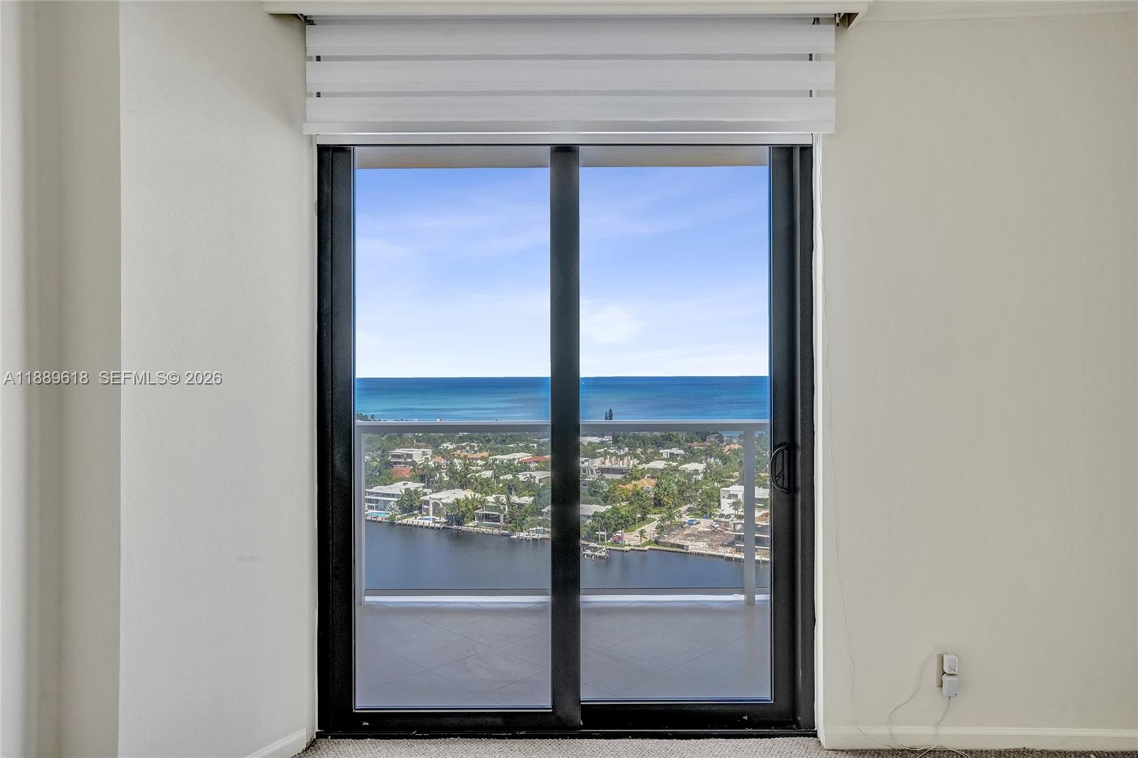 20281 E Country Club Dr #2110, Aventura FL 33180