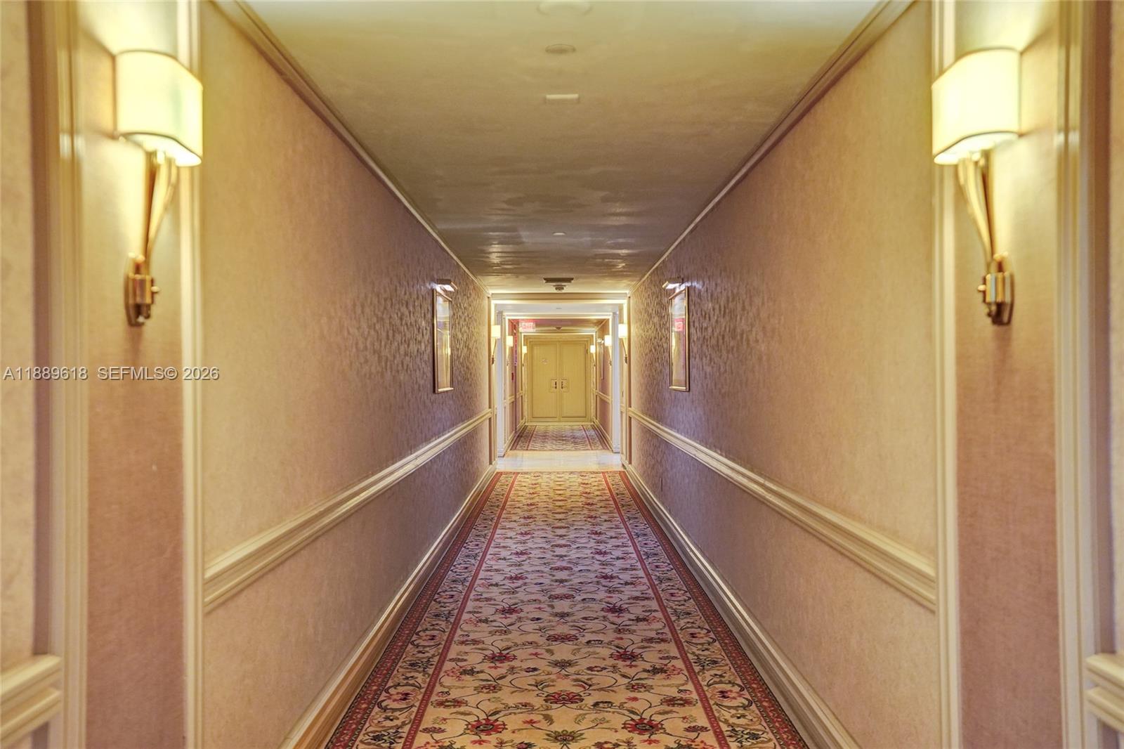 20281 E Country Club Dr #2110, Aventura FL 33180