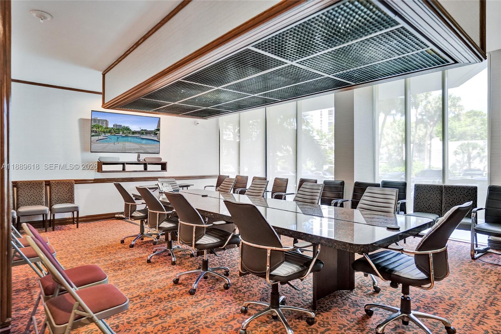 20281 E Country Club Dr #2110, Aventura FL 33180