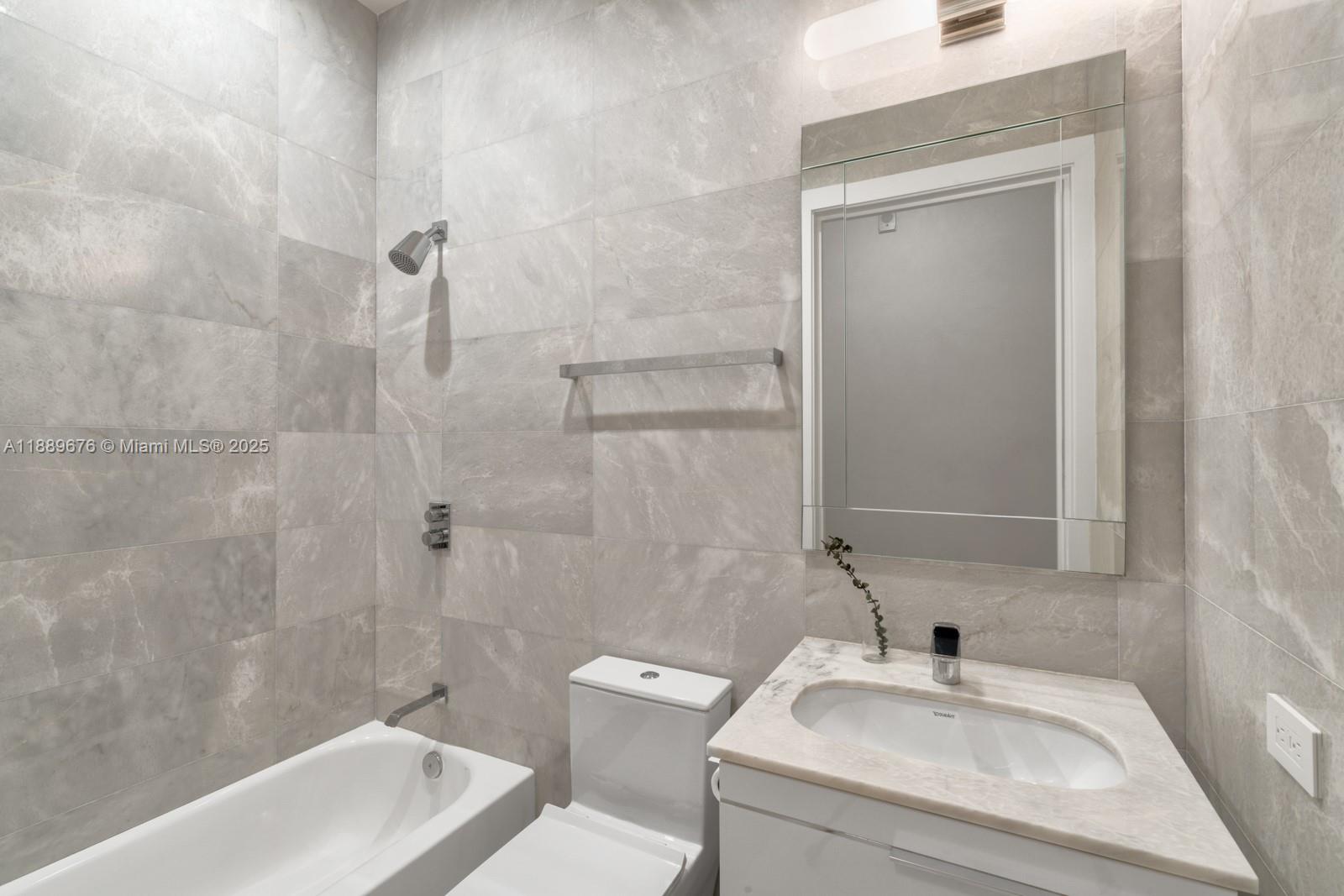 18501 Collins Ave #2301, Sunny Isles Beach FL 33160