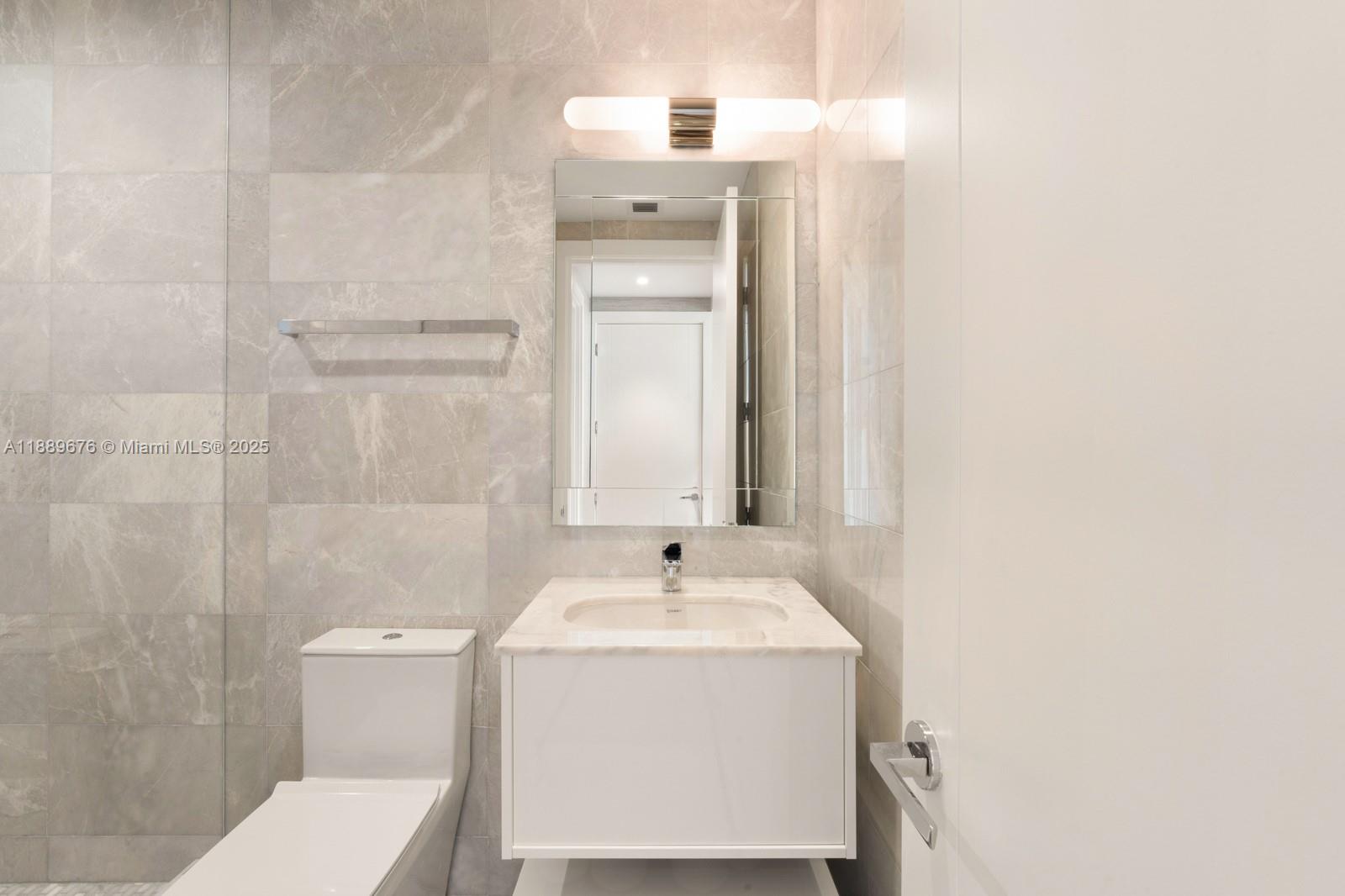 18501 Collins Ave #2301, Sunny Isles Beach FL 33160