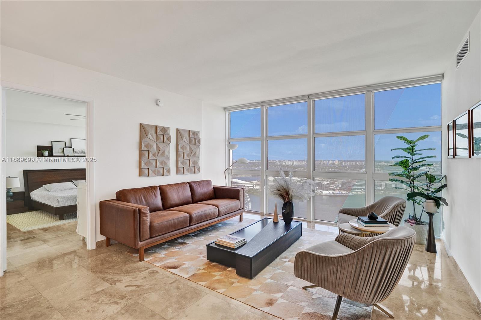 50 Biscayne Blvd #3908, Miami FL 33132