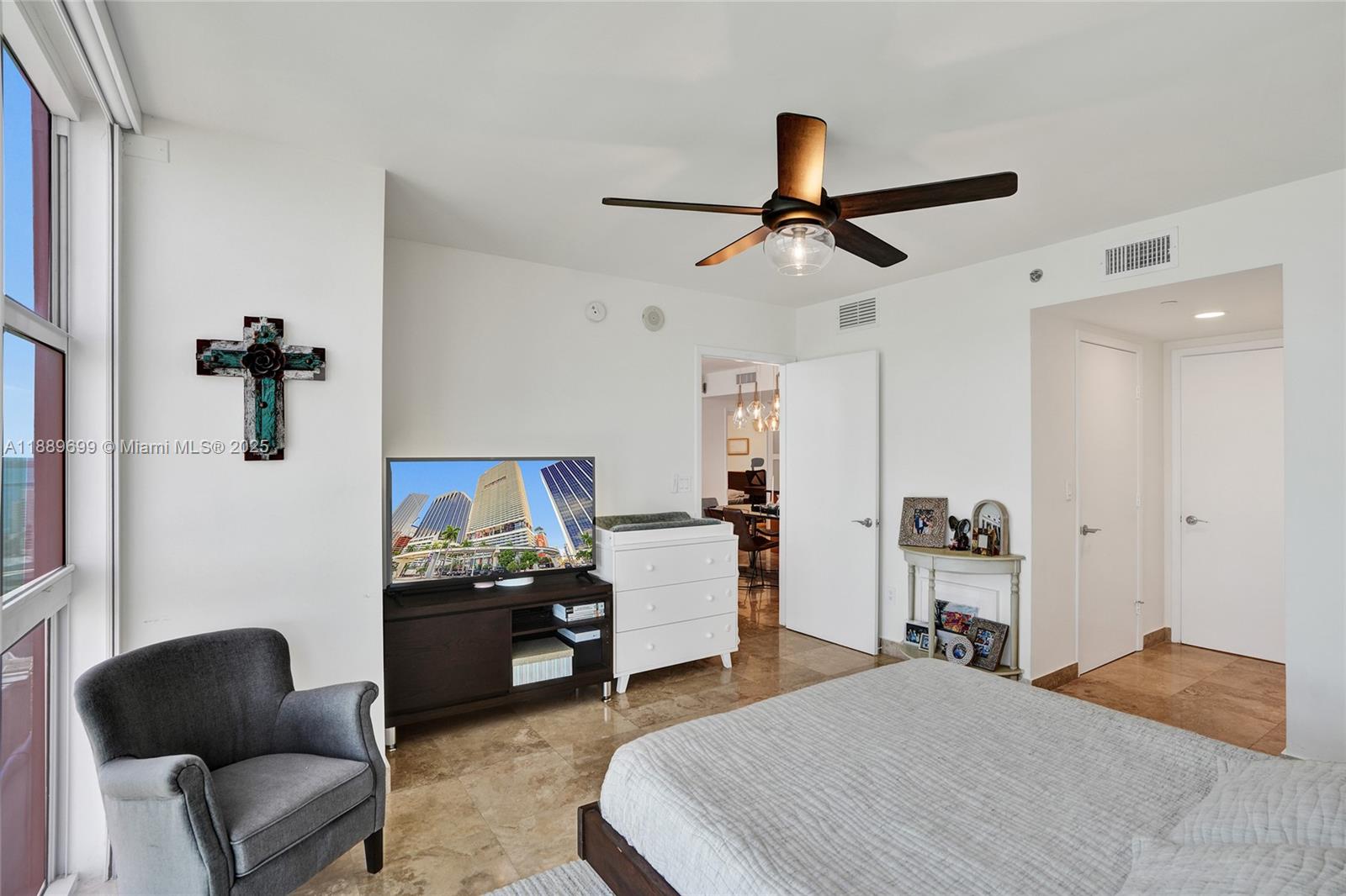 50 Biscayne Blvd #3908, Miami FL 33132