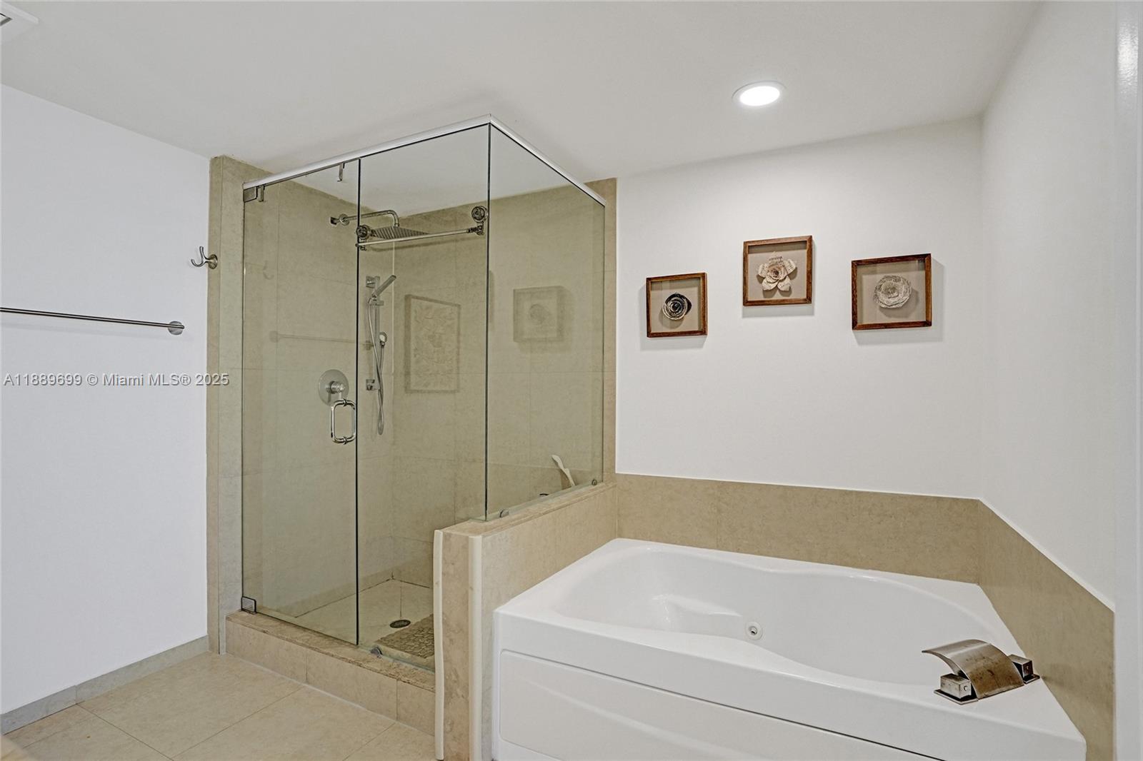 50 Biscayne Blvd #3908, Miami FL 33132
