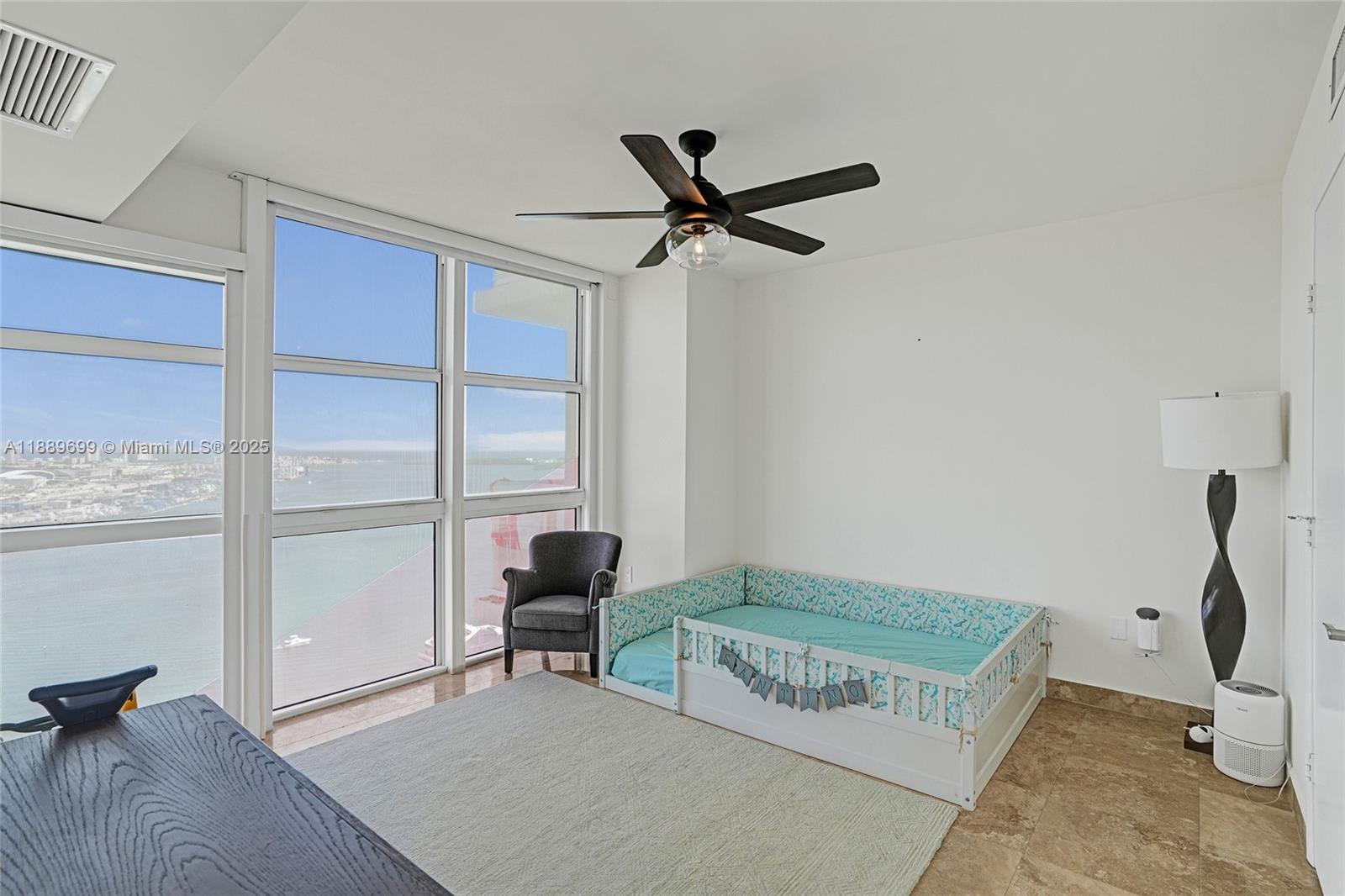 50 Biscayne Blvd #3908, Miami FL 33132