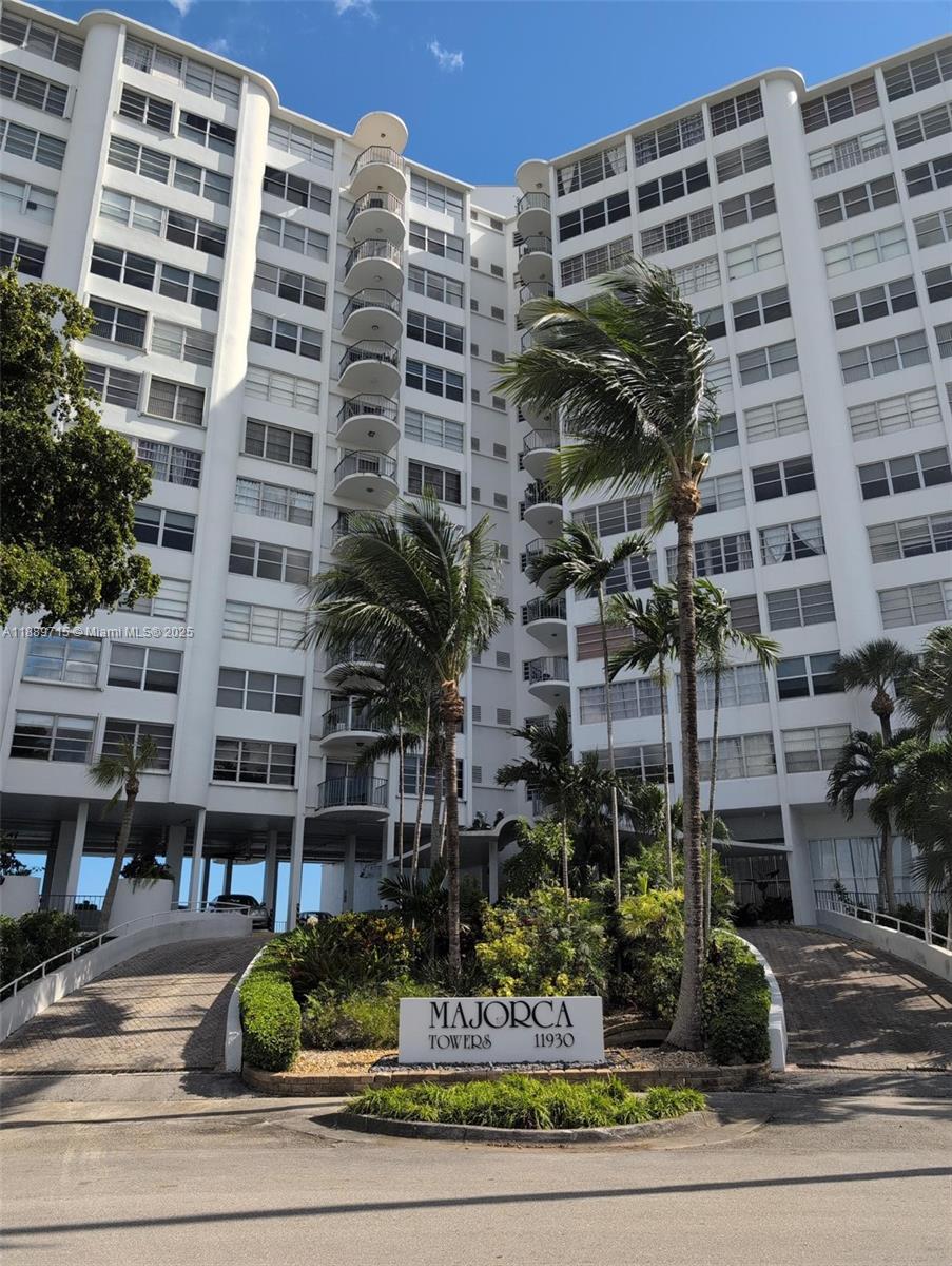 11930 N Bayshore Dr #1103, North Miami FL 33181