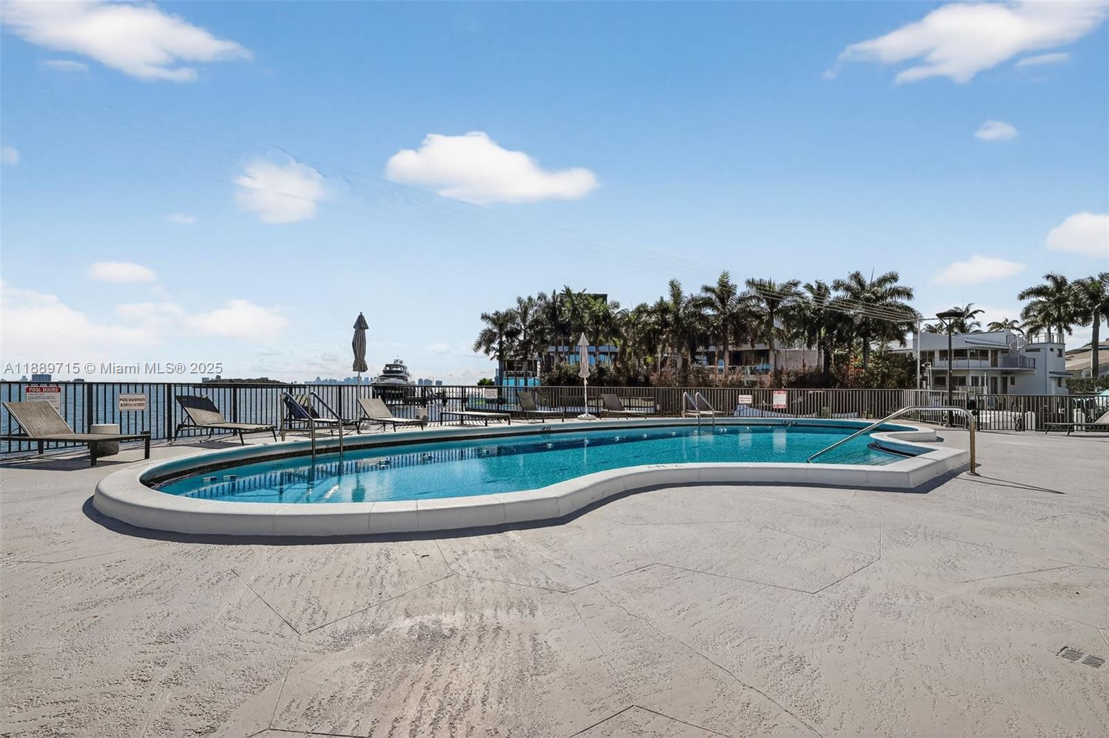 11930 N Bayshore Dr #1103, North Miami FL 33181