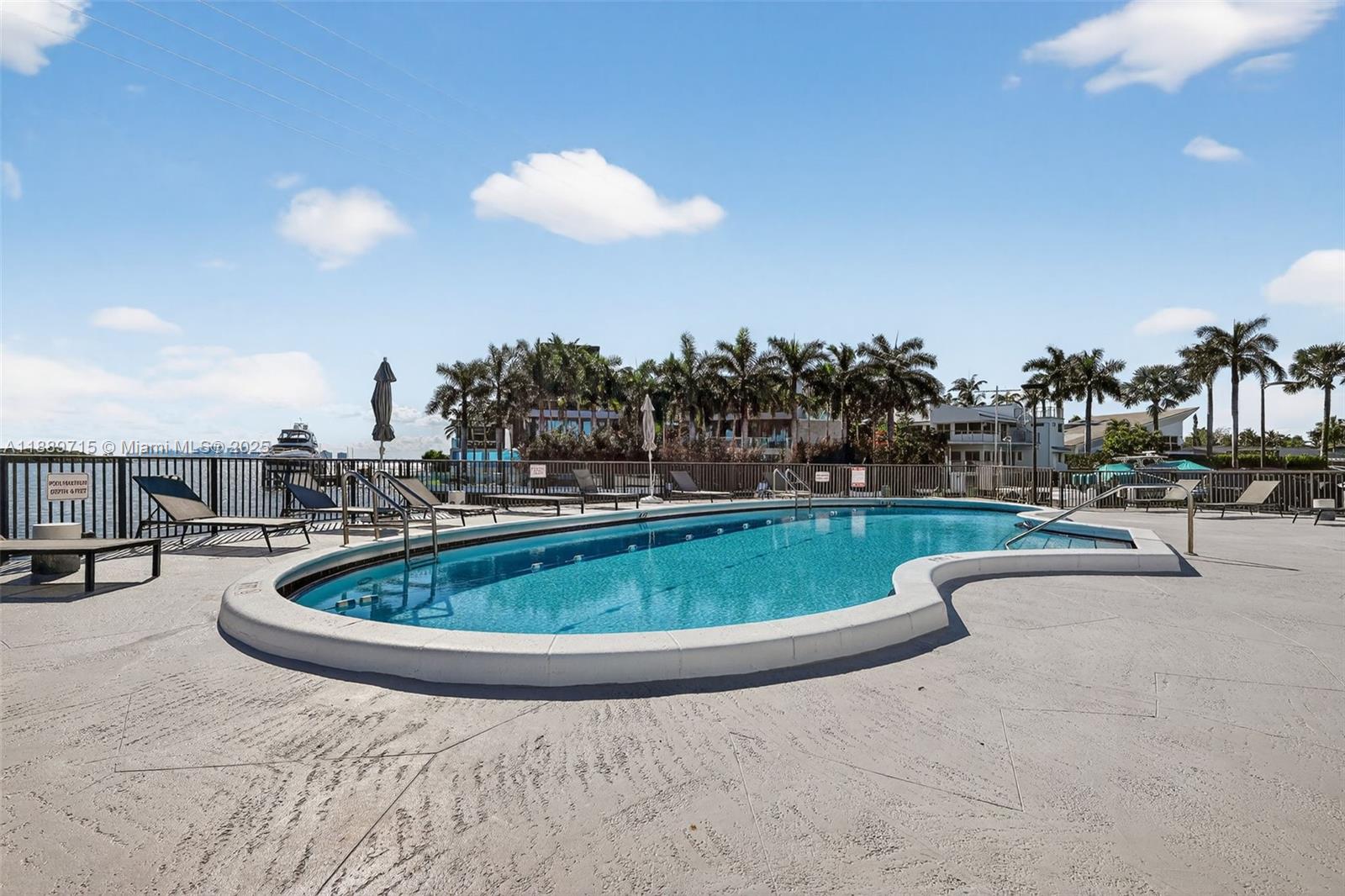 11930 N Bayshore Dr #1103, North Miami FL 33181