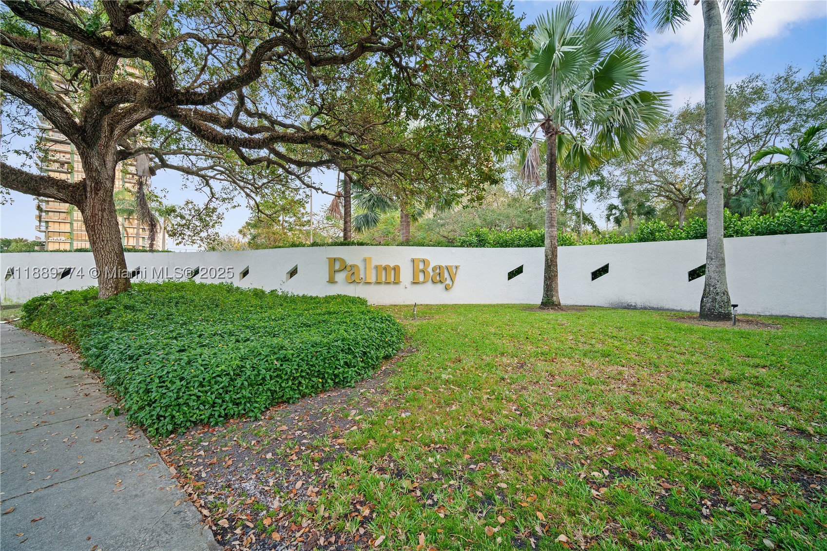770 NE 69th St #2H, Miami FL 33138